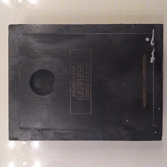 SAPPHIRE *Signed, Atlantis Tile, like Sid Dickens. *Rare & Retired wall art - Picture 9 of 9